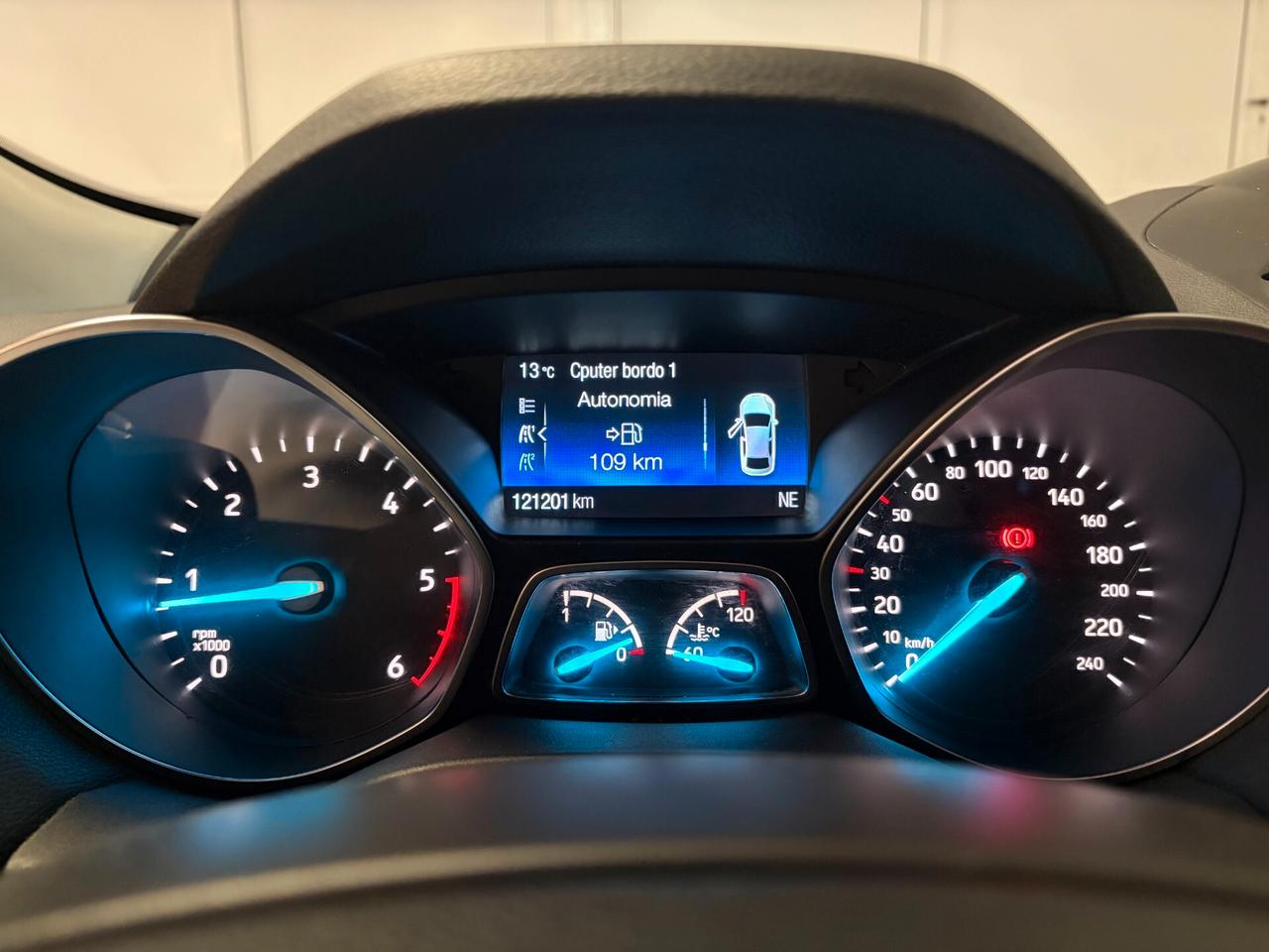 Ford Kuga 1.5 TDCI 120 CV S&S 2WD Titanium