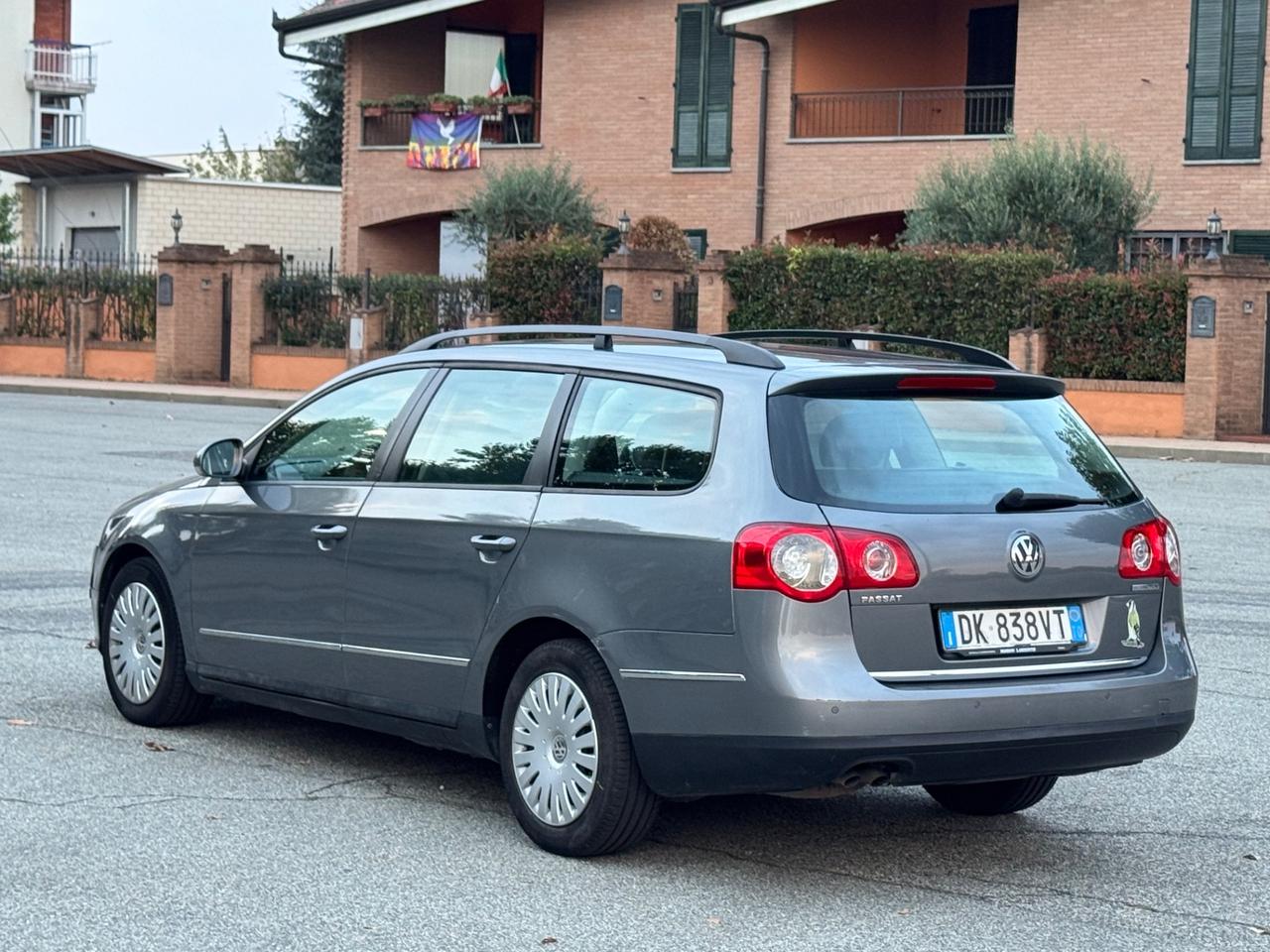 Volkswagen Passat 1.9 TDI/105CV DPF Var. BlueMotion