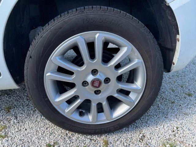 FIAT Qubo 1.3 MJT 80 CV Start&Stop Lounge CON GANCIO TRAINO