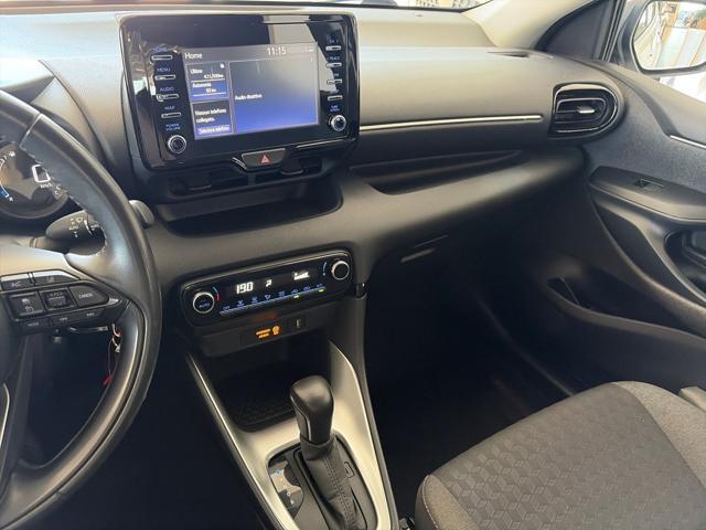 TOYOTA Yaris Trend