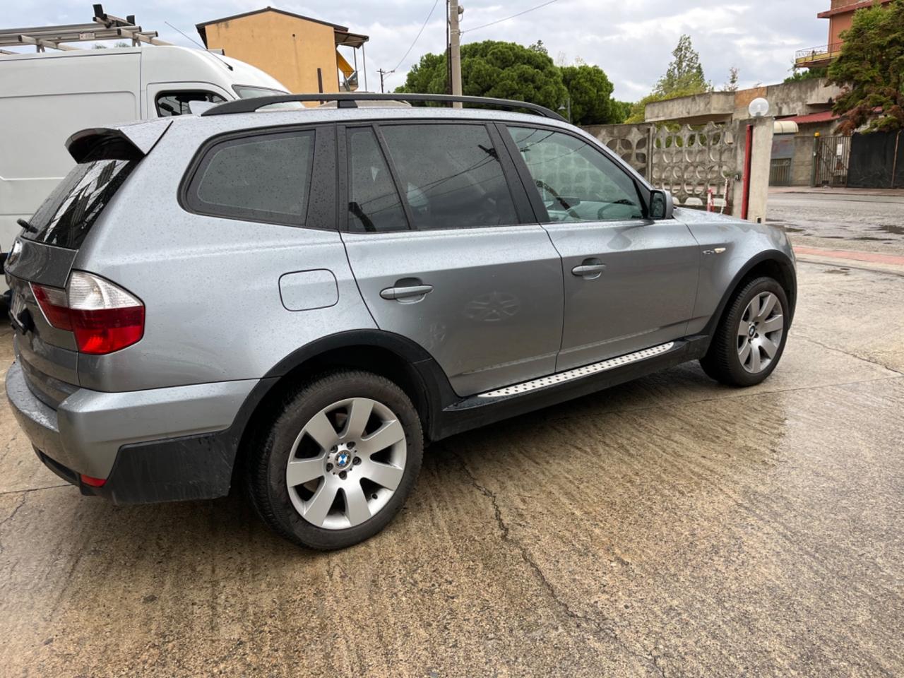 Bmw X3 2.0d cat Futura