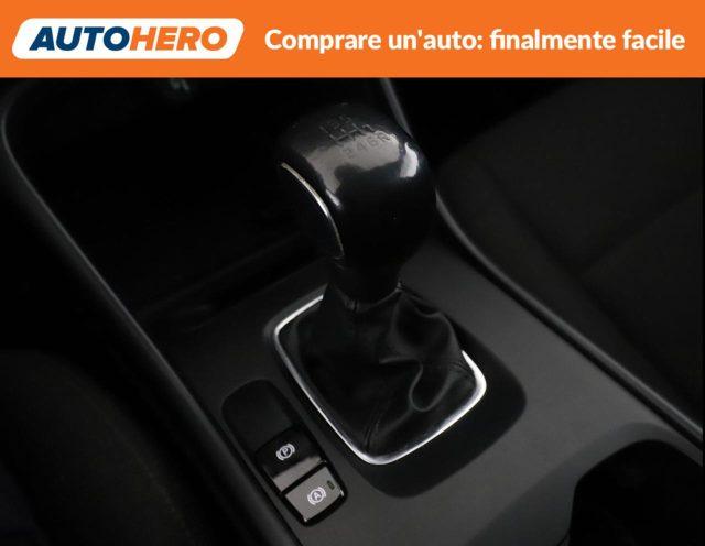 VOLVO XC40 T2 Momentum Core