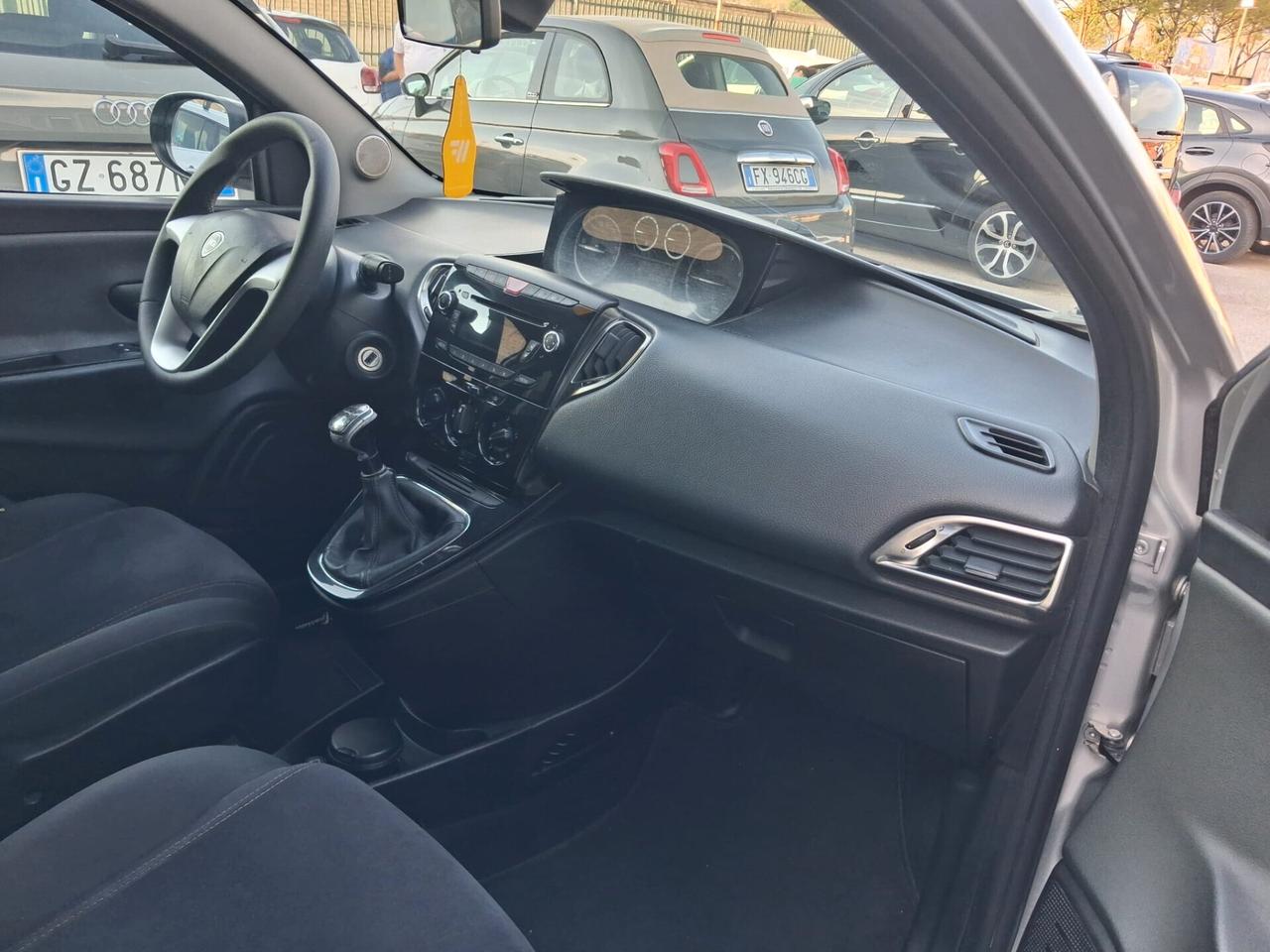 Lancia Ypsilon 1.3 MJT 16V 95 CV 5 porte S&S Gold LEGGI DESCRIZIONE