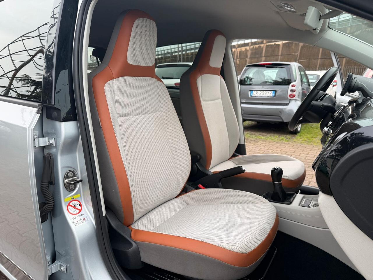 Volkswagen up! 1.0 75 CV 5p. NAVIGA CRIUSE SENSORI PDC OK NEOPATENTATI