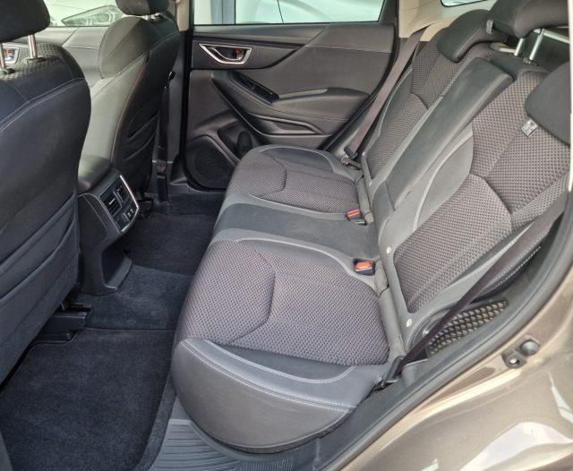 SUBARU Forester 2.0 e-Boxer MHEV CVT Lineartronic Style