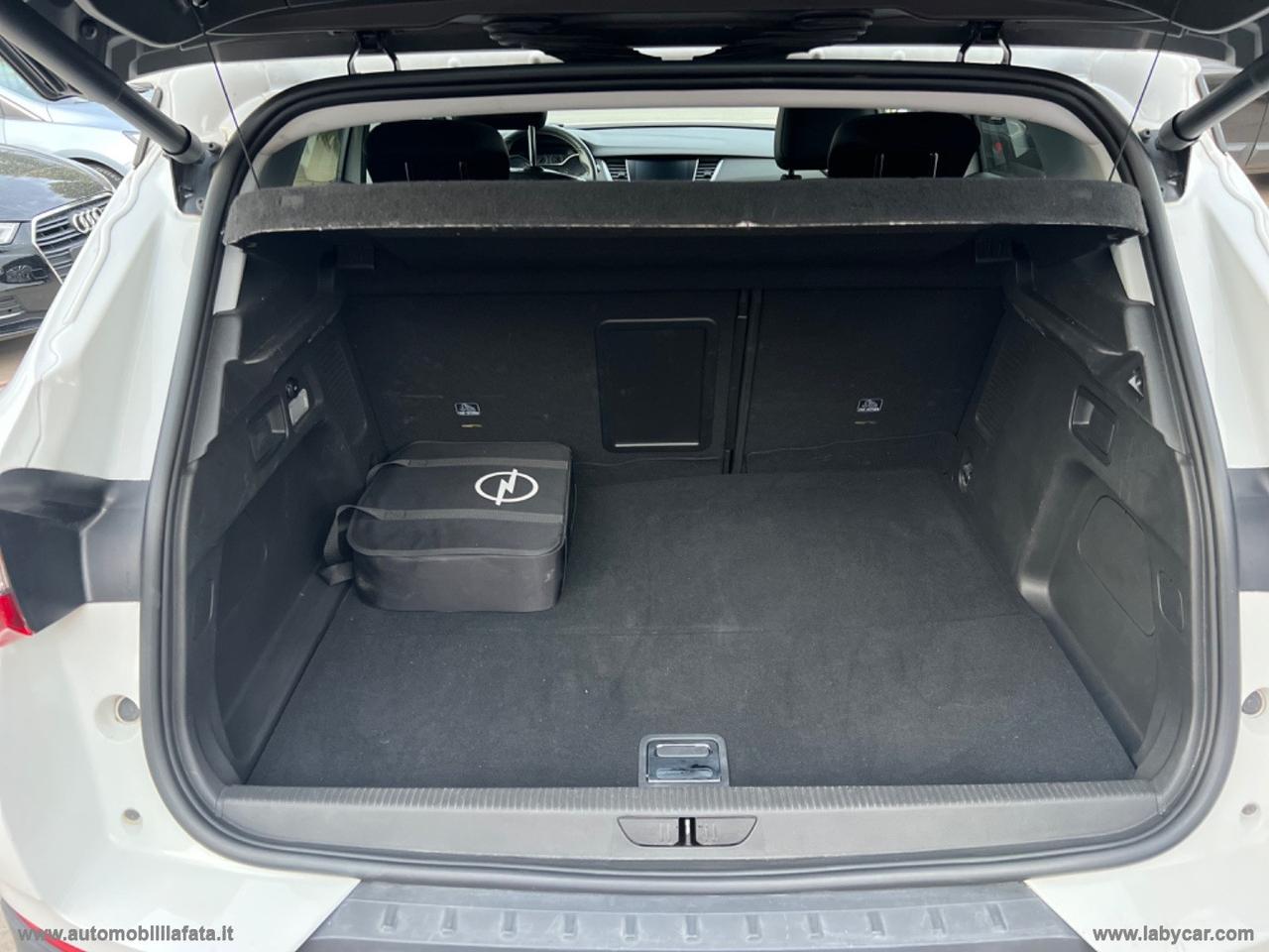 OPEL Grandland X 1.6 Hybrid Plug-in aut. FWD 04/2021 36.300KM