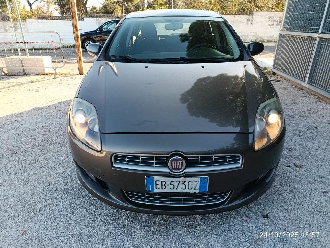 Fiat Bravo 1.6 MJT 120 CV DPF Active £3500 vista e piaciuta £4500 CON GARANZIA