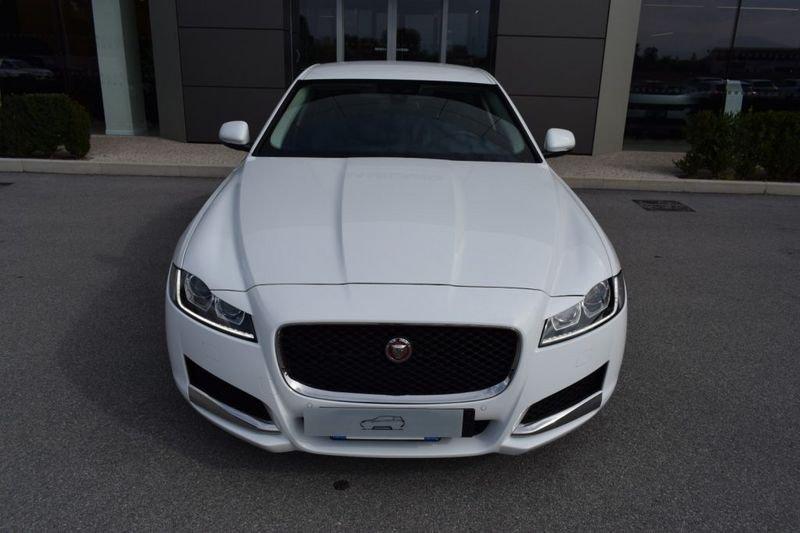 Jaguar XF 2.0 D 180 CV AWD aut. Prestige