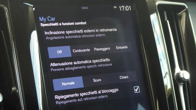 VOLVO XC60 B4 (d) AWD Geartronic Inscription
