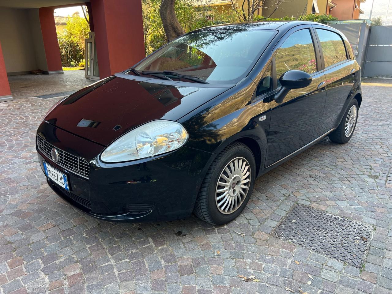 Fiat Grande Punto 1.3 MJT 90 CV 5 porte Dynamic NEOPATENTATI