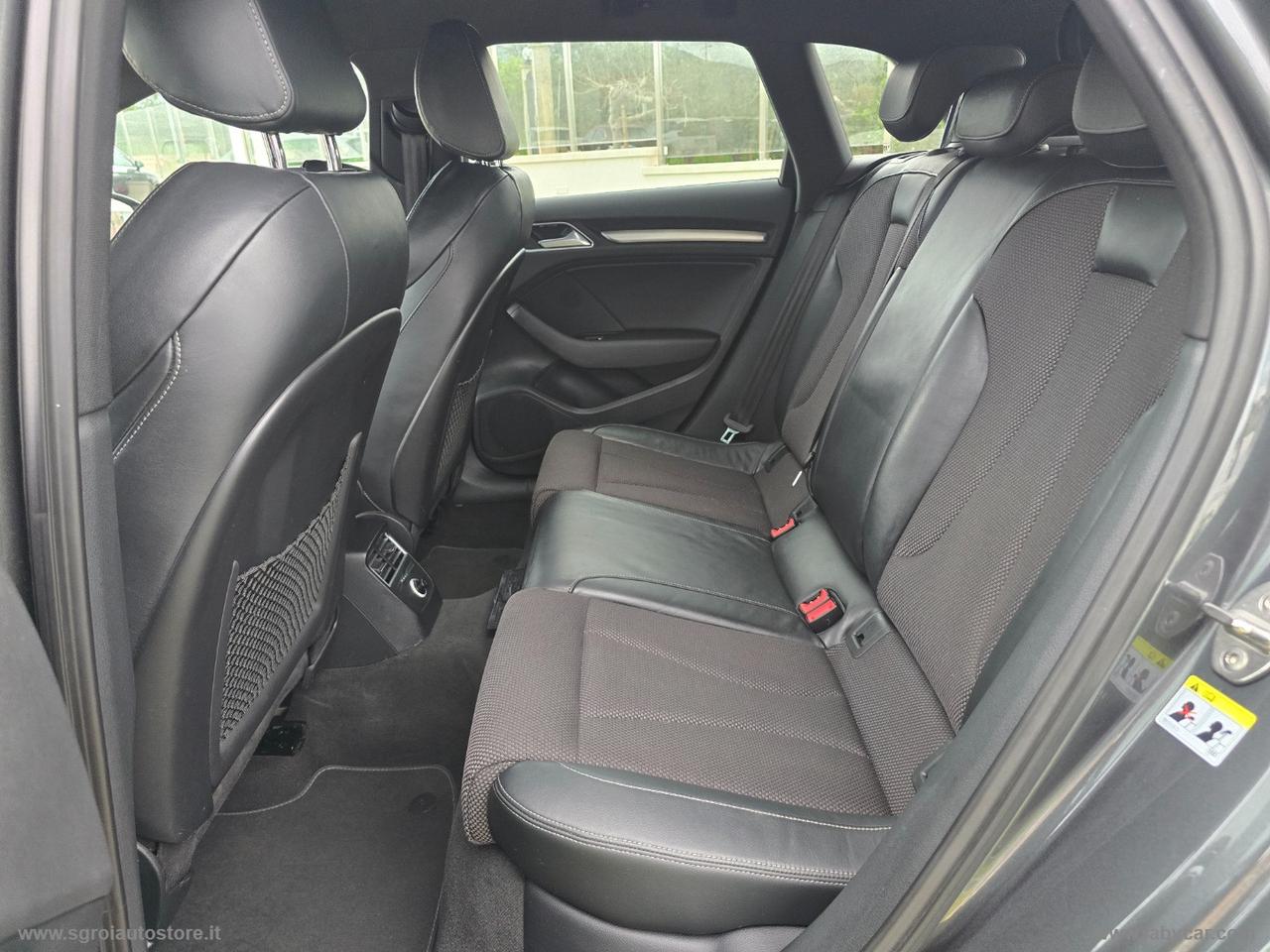 AUDI A3 SPB 2.0 TDI S tronic S-LINE