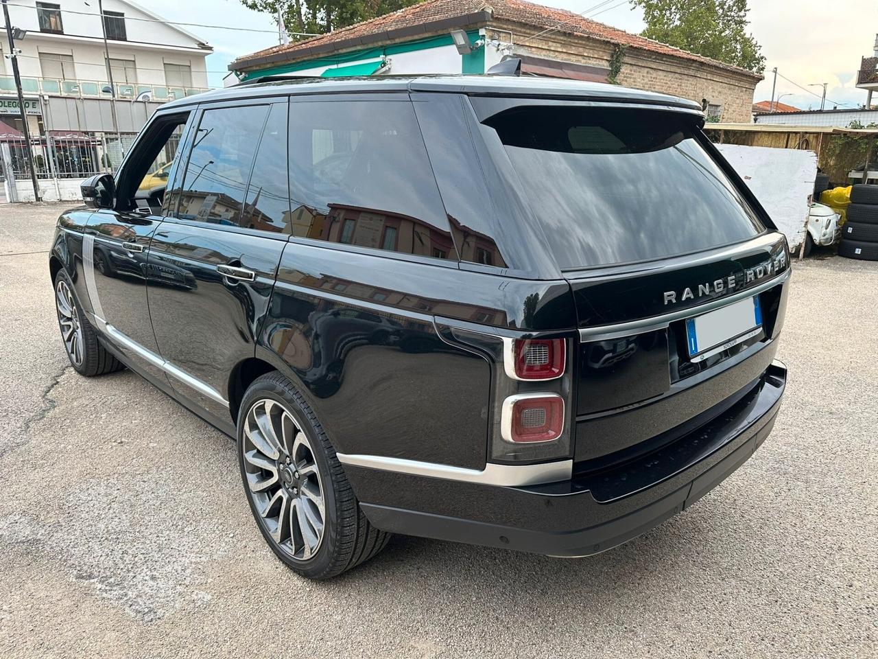 RANGE ROVER AUTOBIOGRAPHY 3.0 SDV6 249CV