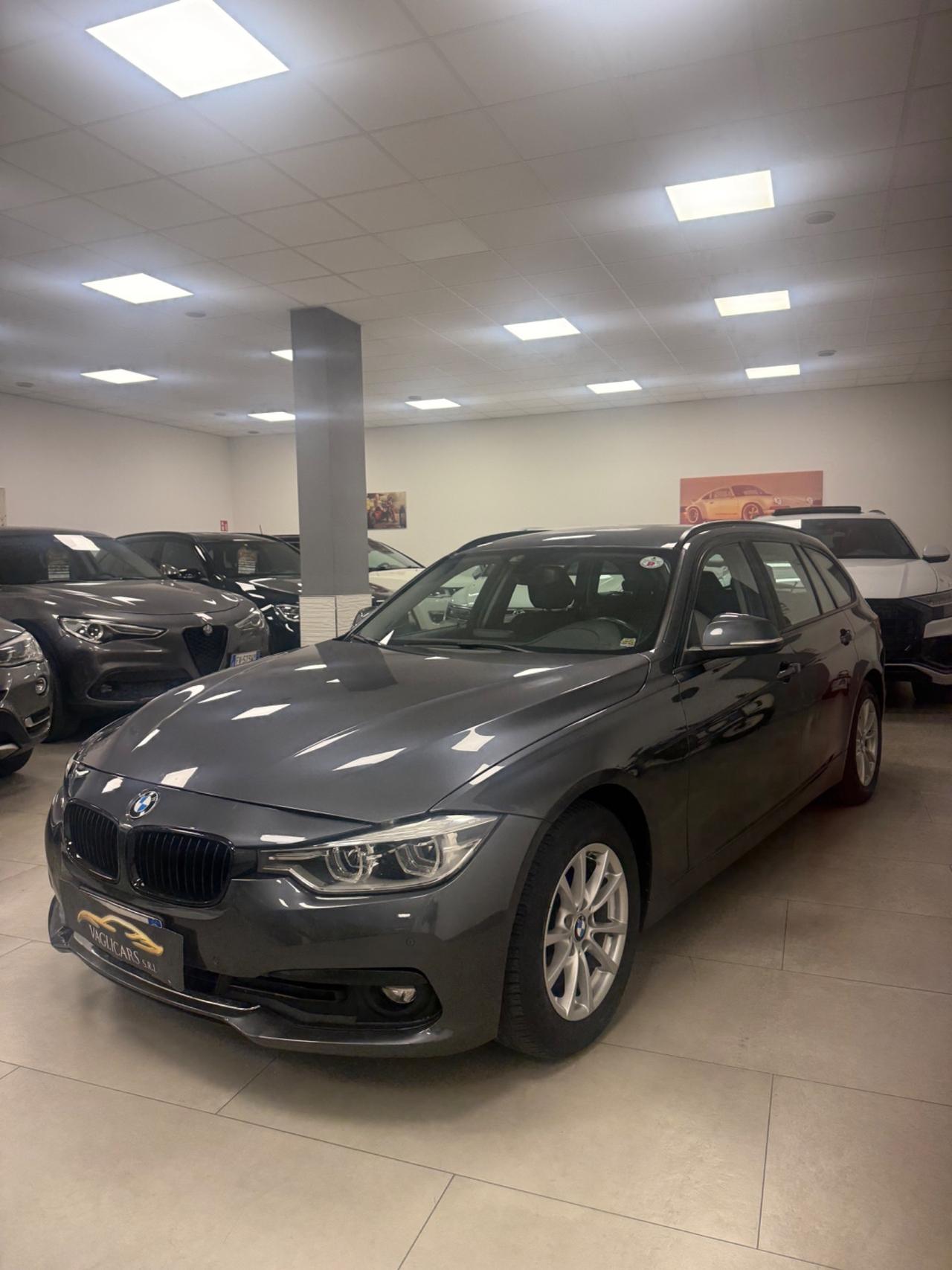 Bmw 318 318d Touring Business Advantage aut.
