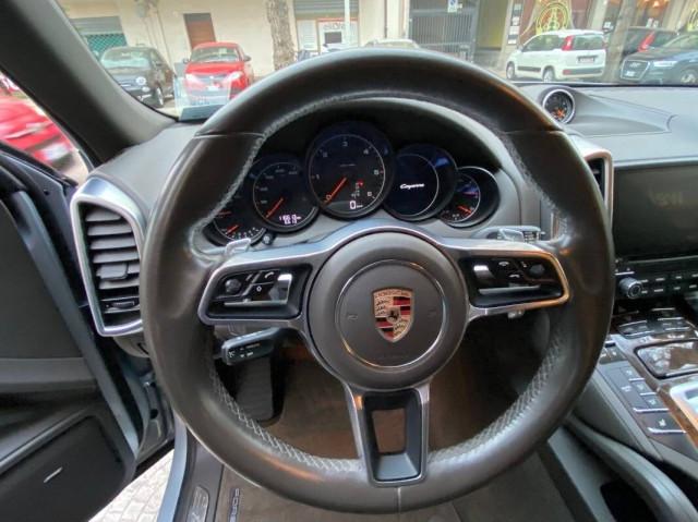 Porsche Cayenne 3.0 tiptronic