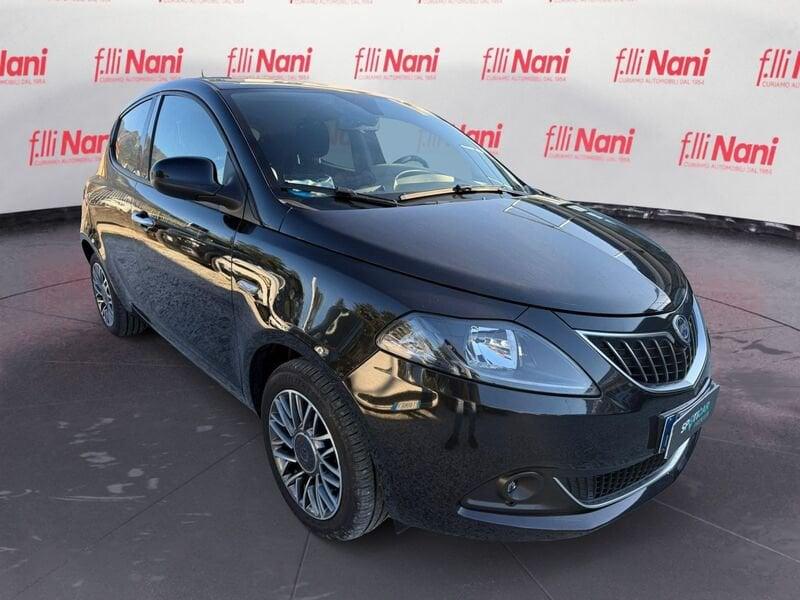 Lancia Ypsilon 1.0 FireFly 5 porte S&S Hybryd Gold