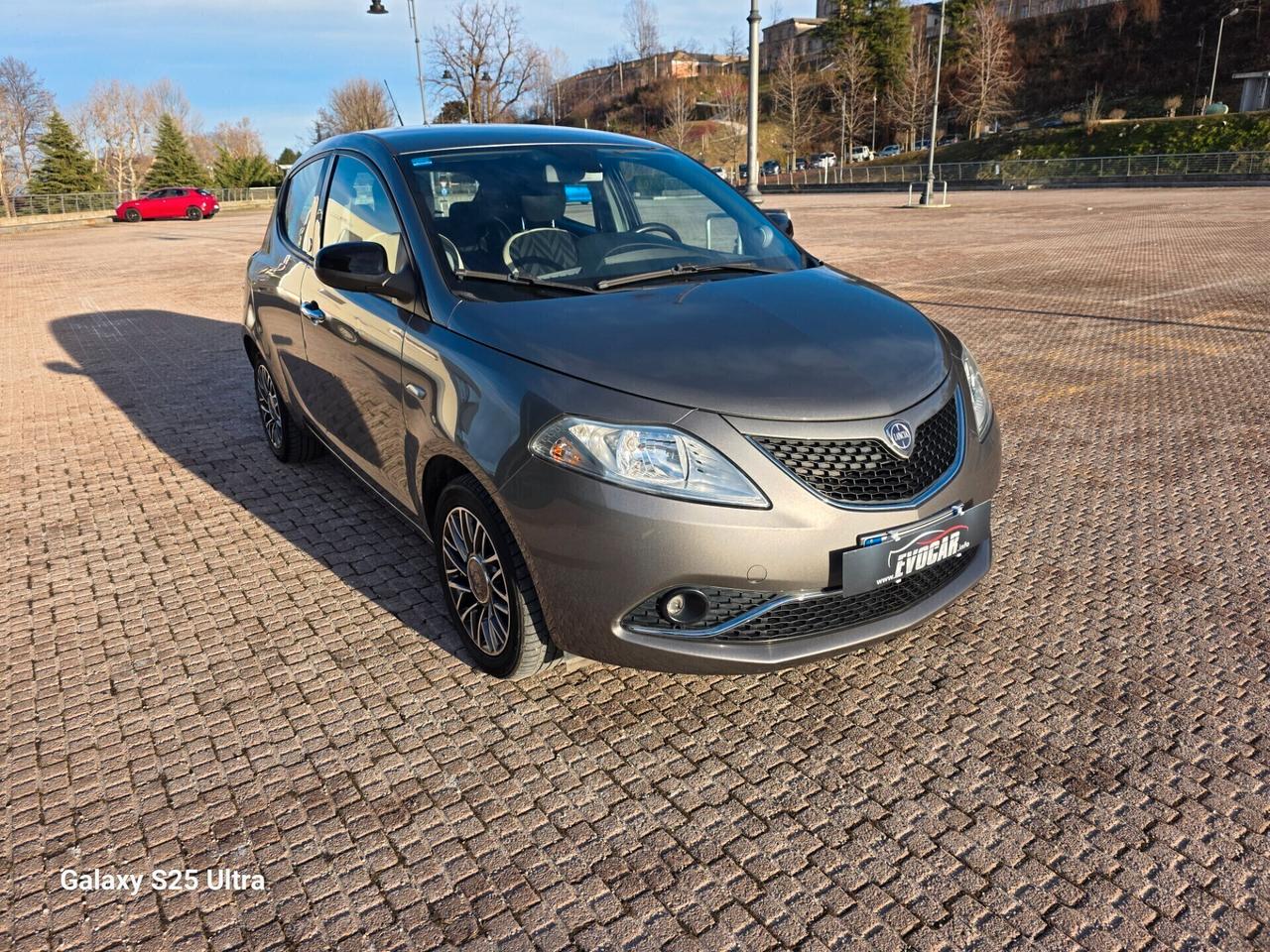Lancia Ypsilon 1.2 GPL ritiro usato/scambio