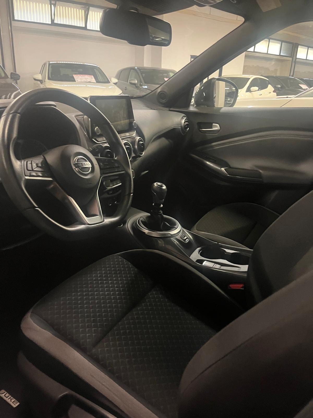Nissan Juke 1.0 DIG-T 114 CV N-Connecta