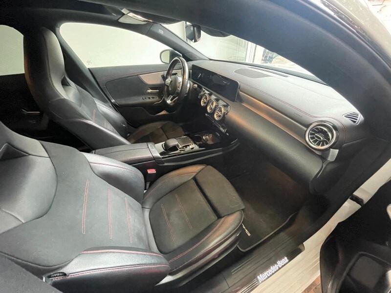 MERCEDES CLA Coupé (C118) CLA 220 d Automat...