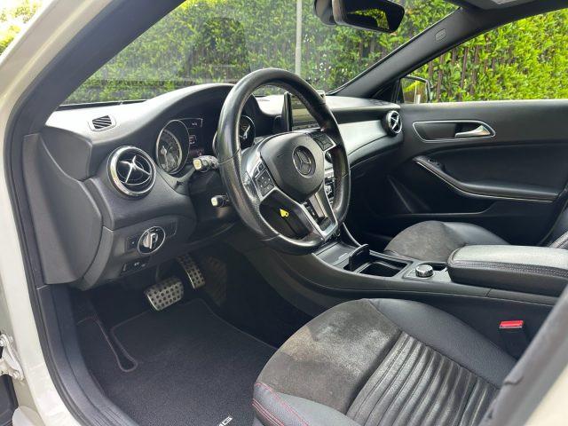 MERCEDES-BENZ GLA 220 CDI Automatic 4Matic Sport