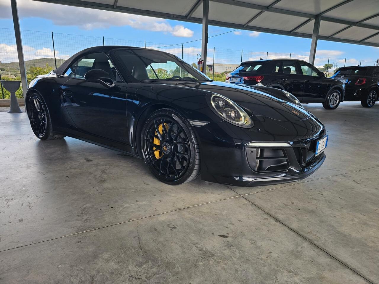 PORSCHE 911 CARRERA 4 GTS 450CV 2017