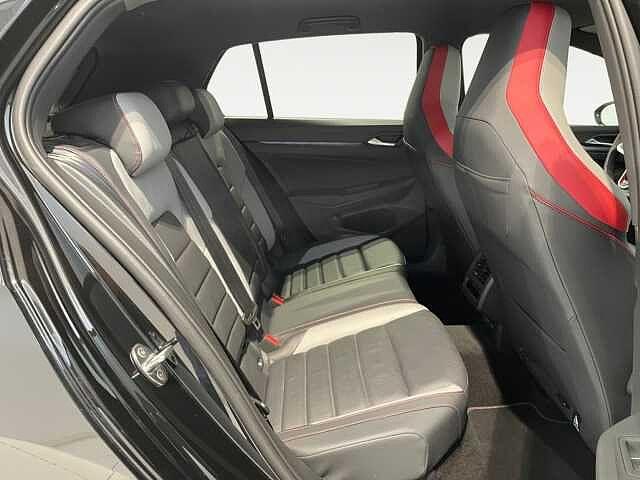 Volkswagen Golf GTI Mark 8 Facelift (2024) 2.0TSI 265CV DSG - IVA ESPOSTA