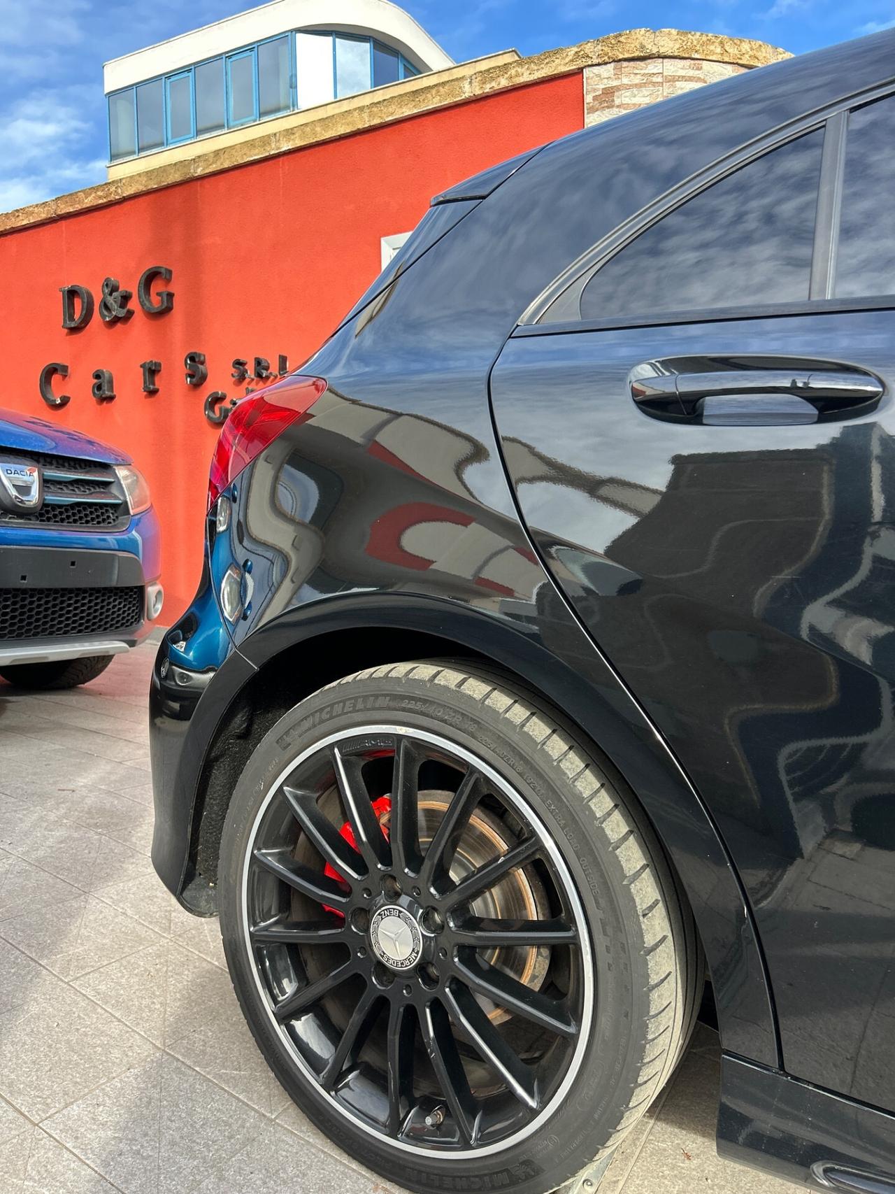 Mercedes-benz A160d Premium AMG -2017