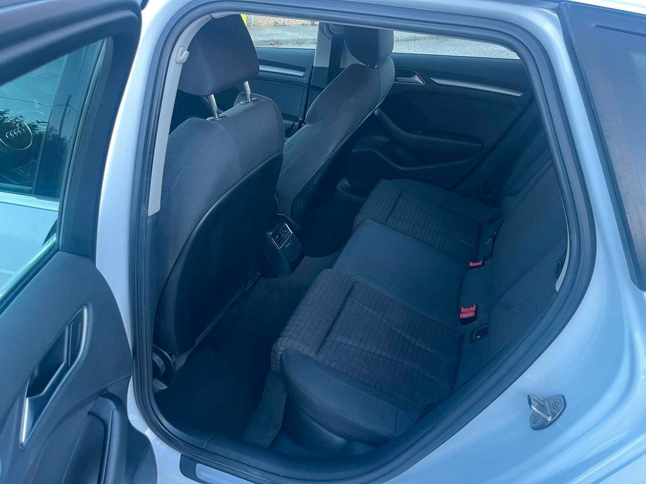 A3 2.0 TDI 1184 CV clean diesel quattro S tronic edition berlina