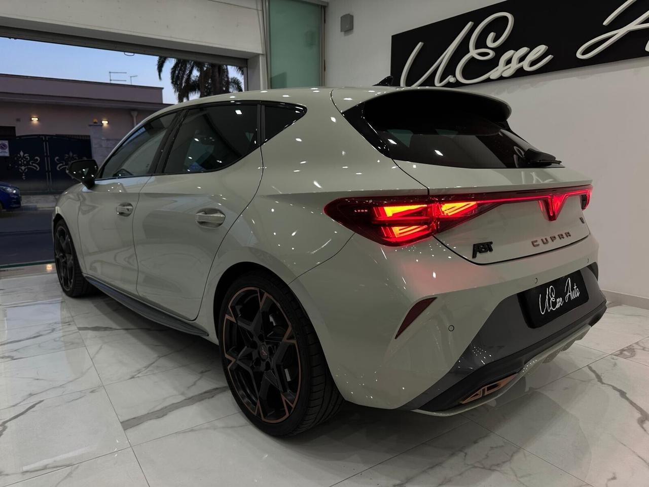 Cupra Leon 1.5 Hybrid 150 CV DSG