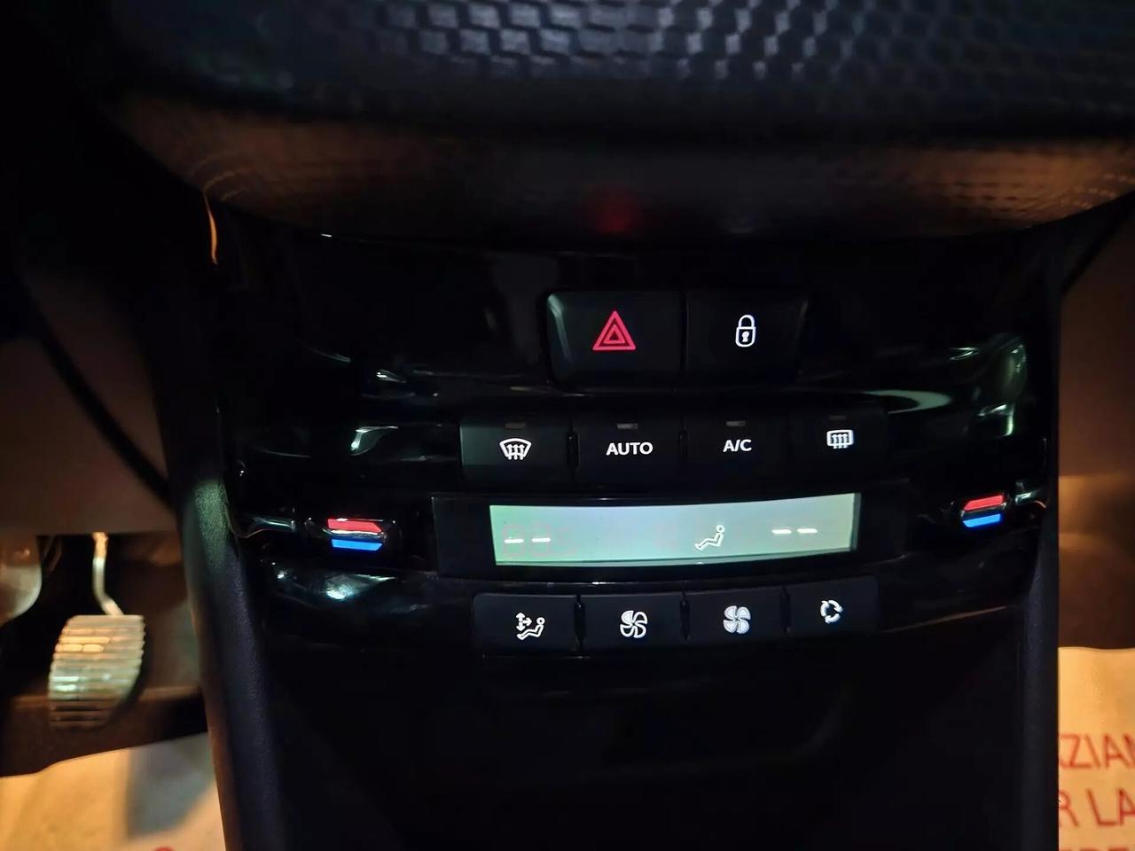 Peugeot 2008 BlueHDi 100 S&S Allure