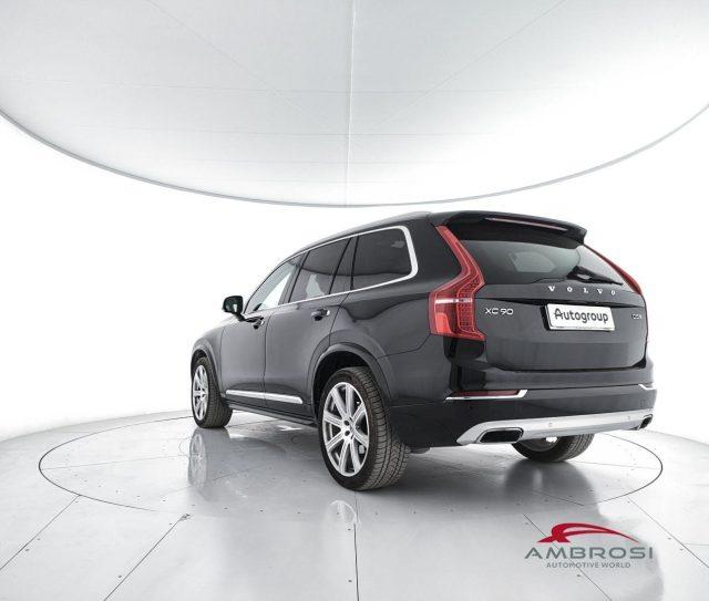 VOLVO XC90 D5 AWD Geartronic 7 posti Momentum