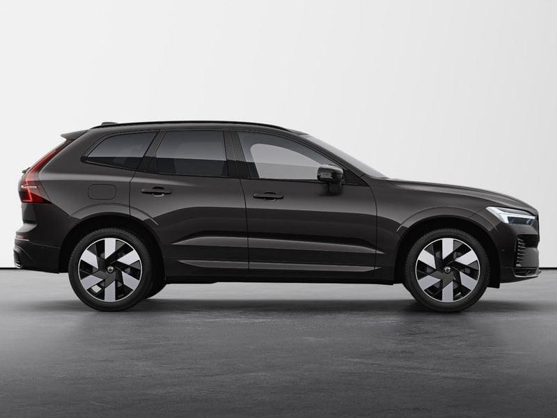 Volvo XC60 T6 253+97 CV Plug-in hybrid AWD Automatico Ultra Dark