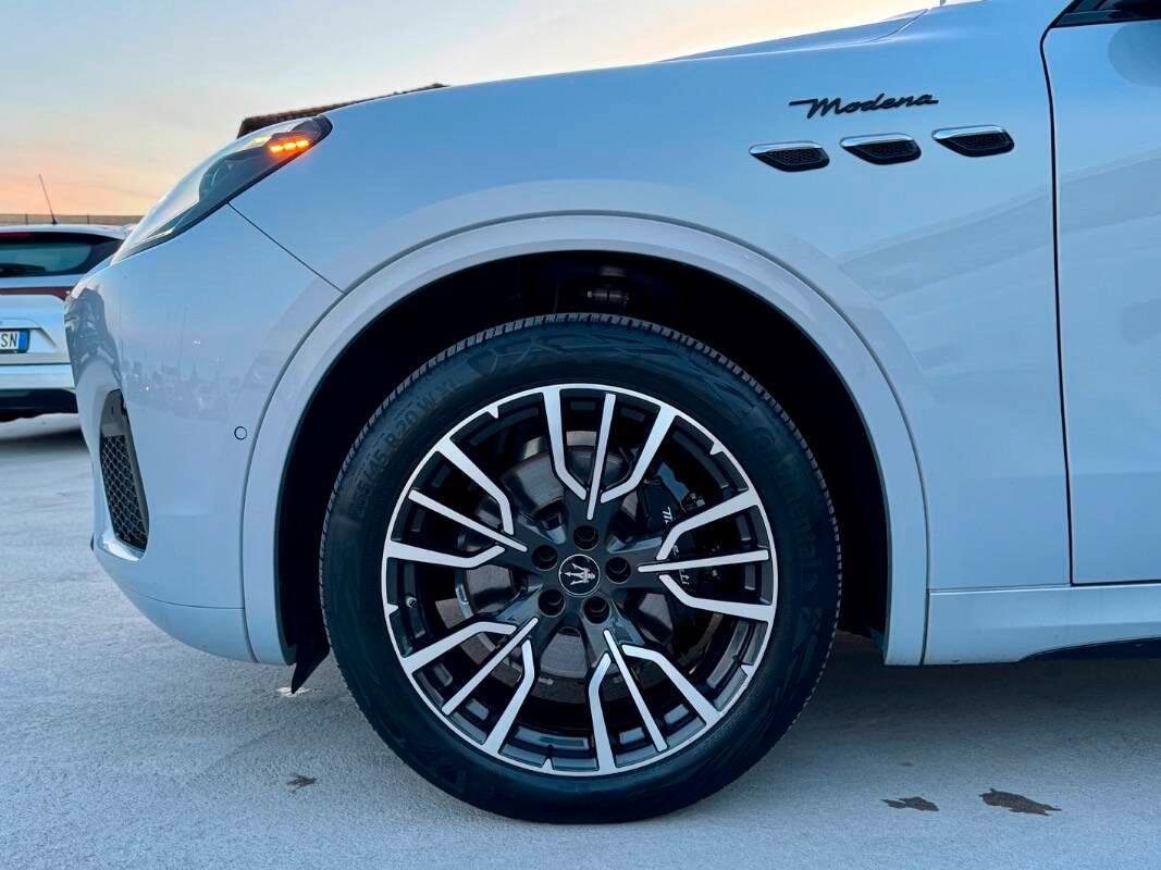Maserati Grecale 2.0 mhev Modena 330cv auto
