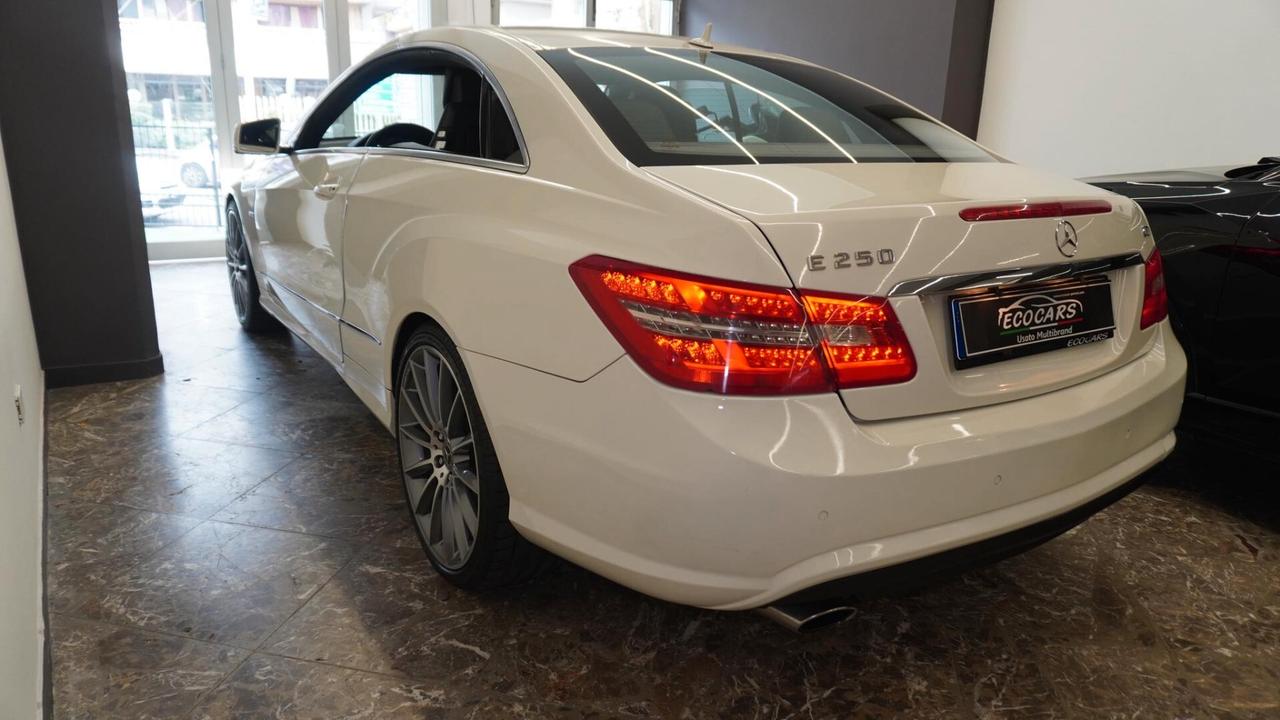 Mercedes E 250 CDI 204cv Coupe' Biturbo Avantgarde AMG 2011