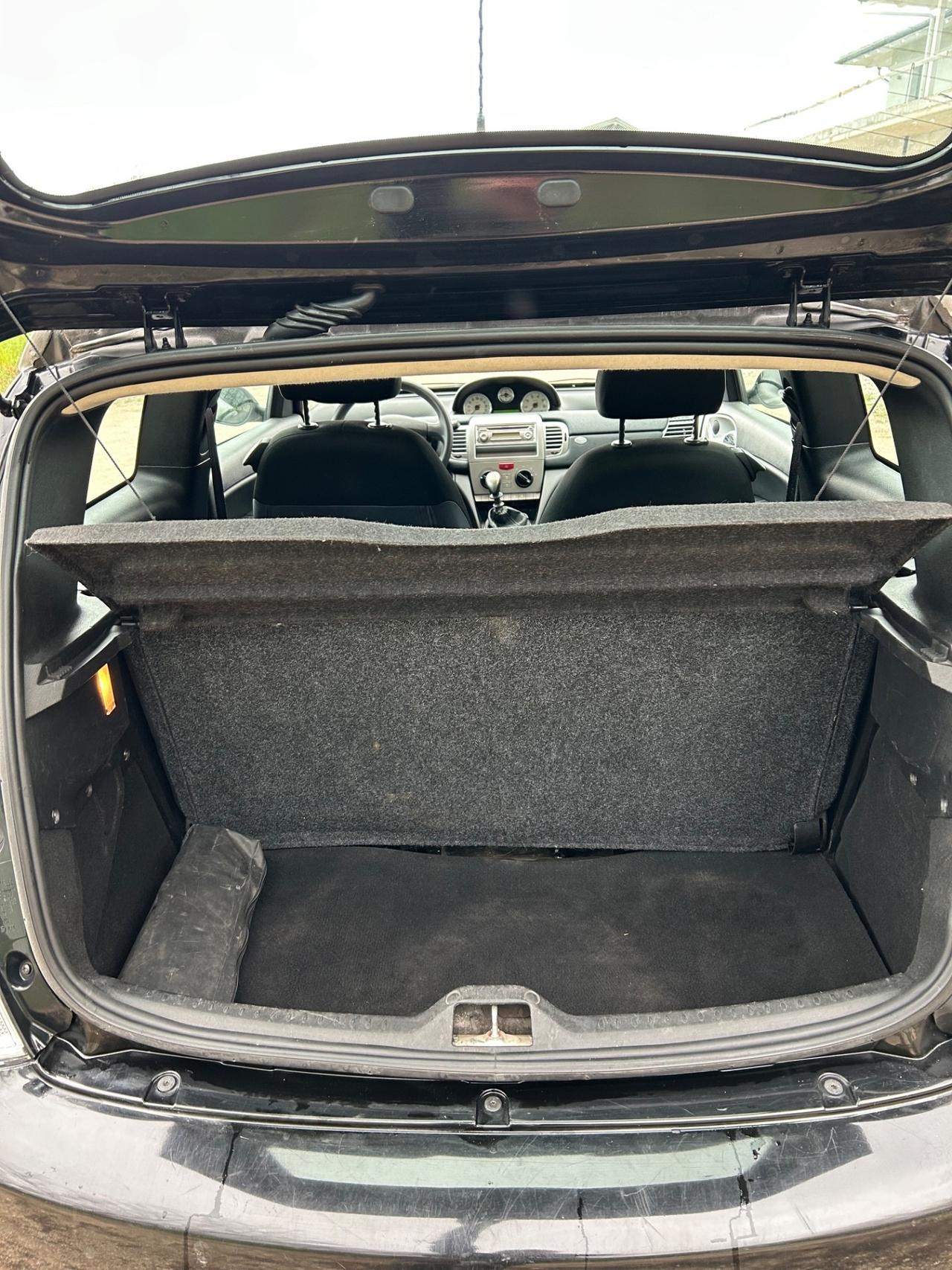 Lancia Ypsilon 1.2 Argento