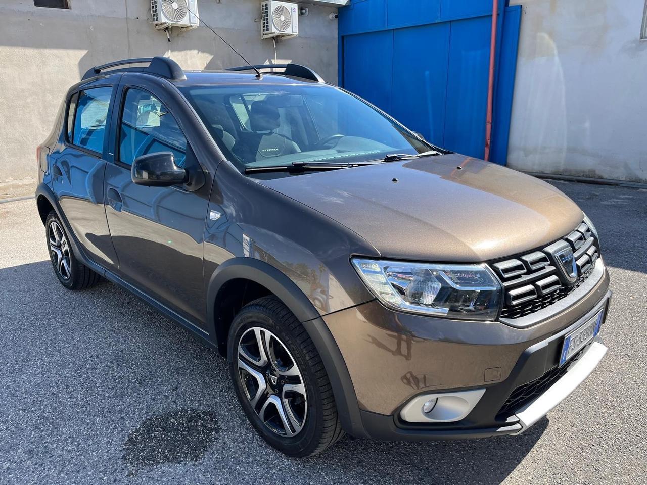 Dacia sandero StepWay-900 tce/gpl-2018