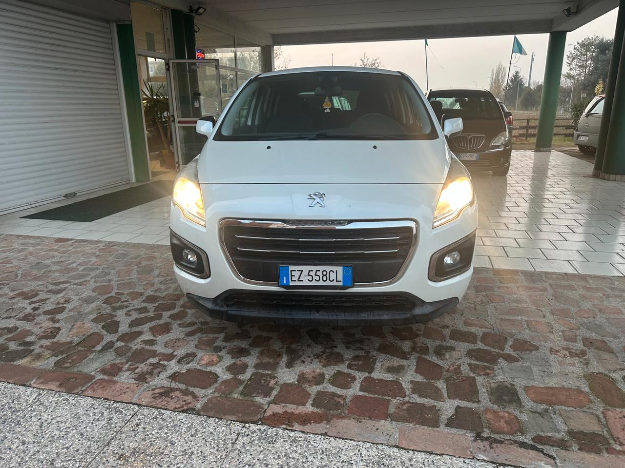 Peugeot 3008 1.6 HDi 115CV AUT.