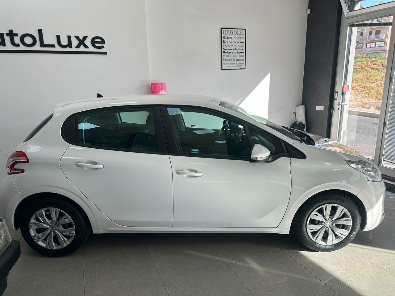 Peugeot 208 1.2 VTi 82 CV 5 porte Access