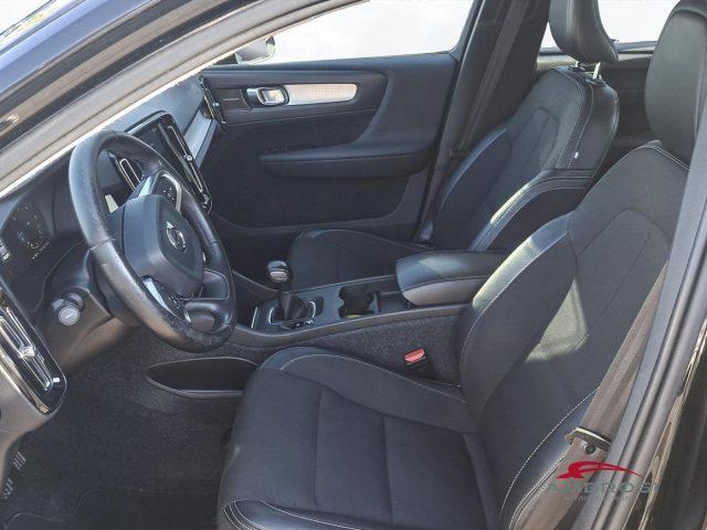 VOLVO XC40 D3 Business Plus - AUTOCARRO N1