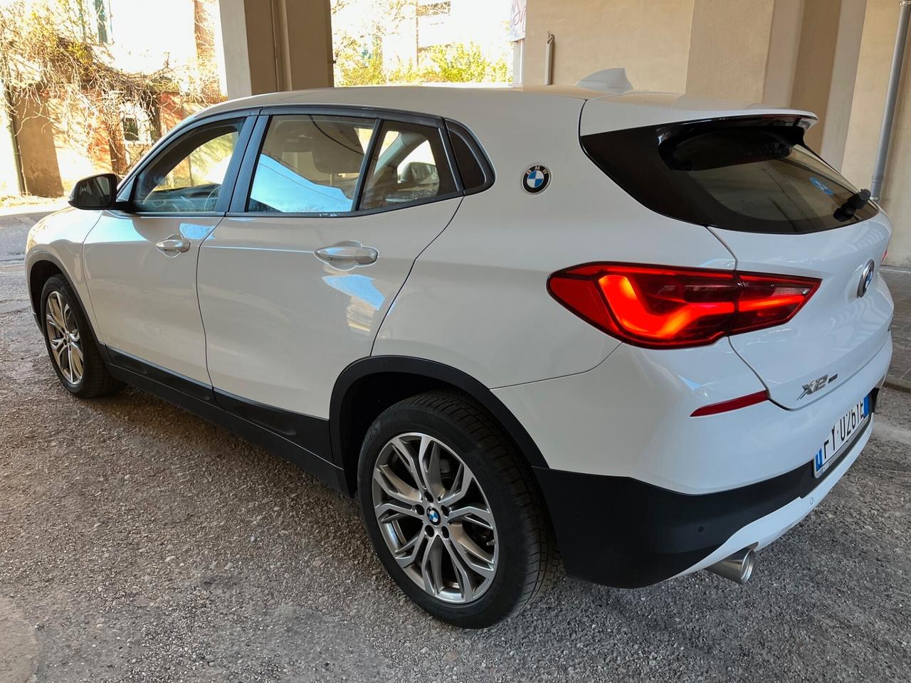 Bmw X2 sDrive18d Business-X