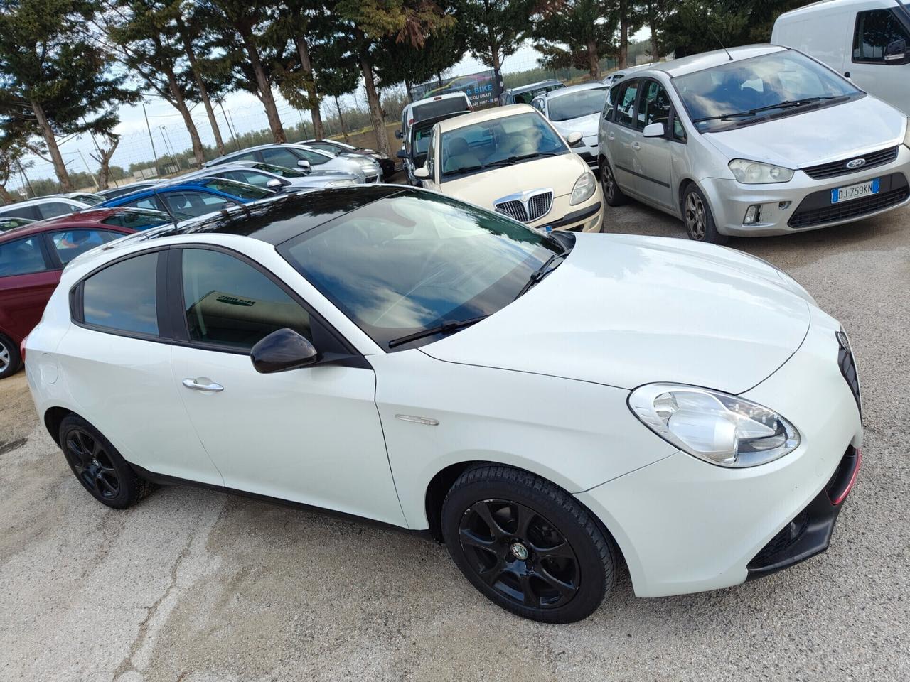 A.R. Giulietta 1.6 JTDm-2 105 CV Distinctive 2013