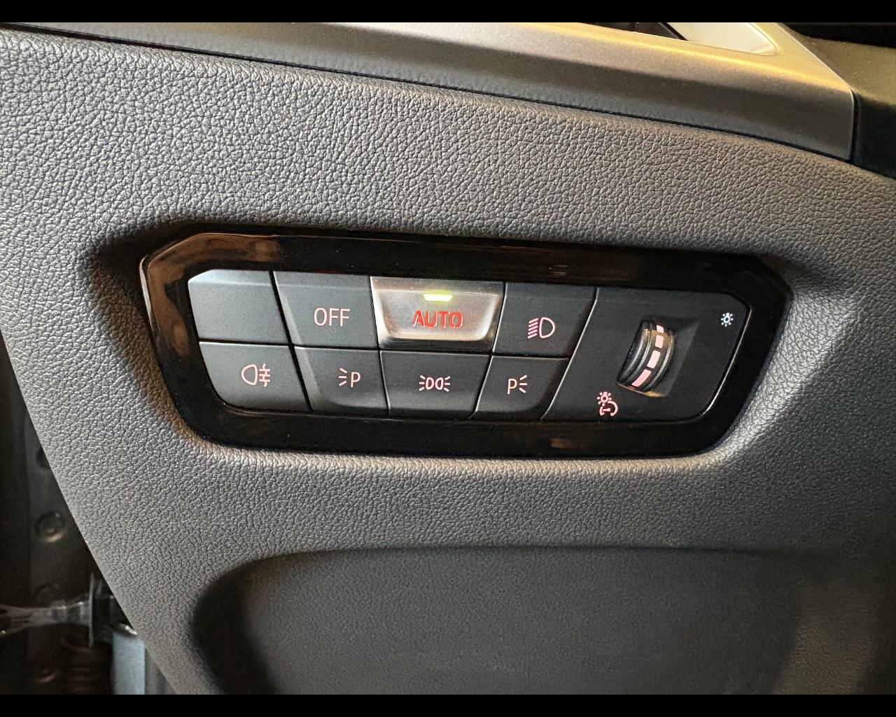 BMW Serie 3(G20/1-80/1) - 320d 48V xDrive Touring Msport Pro