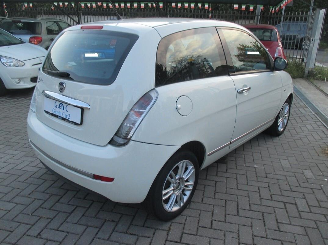 Lancia Ypsilon 1.3 mjt 16v E5 Per Neopatentati