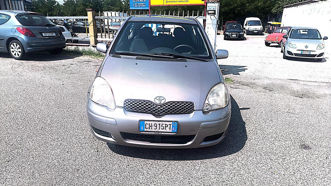 Toyota Yaris 1.0i 16V cat 3 porte Sol