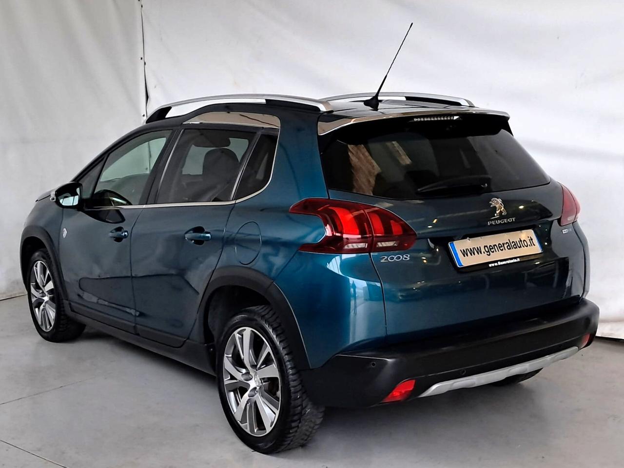 Peugeot 2008 BlueHDi 120 S&S Crossway