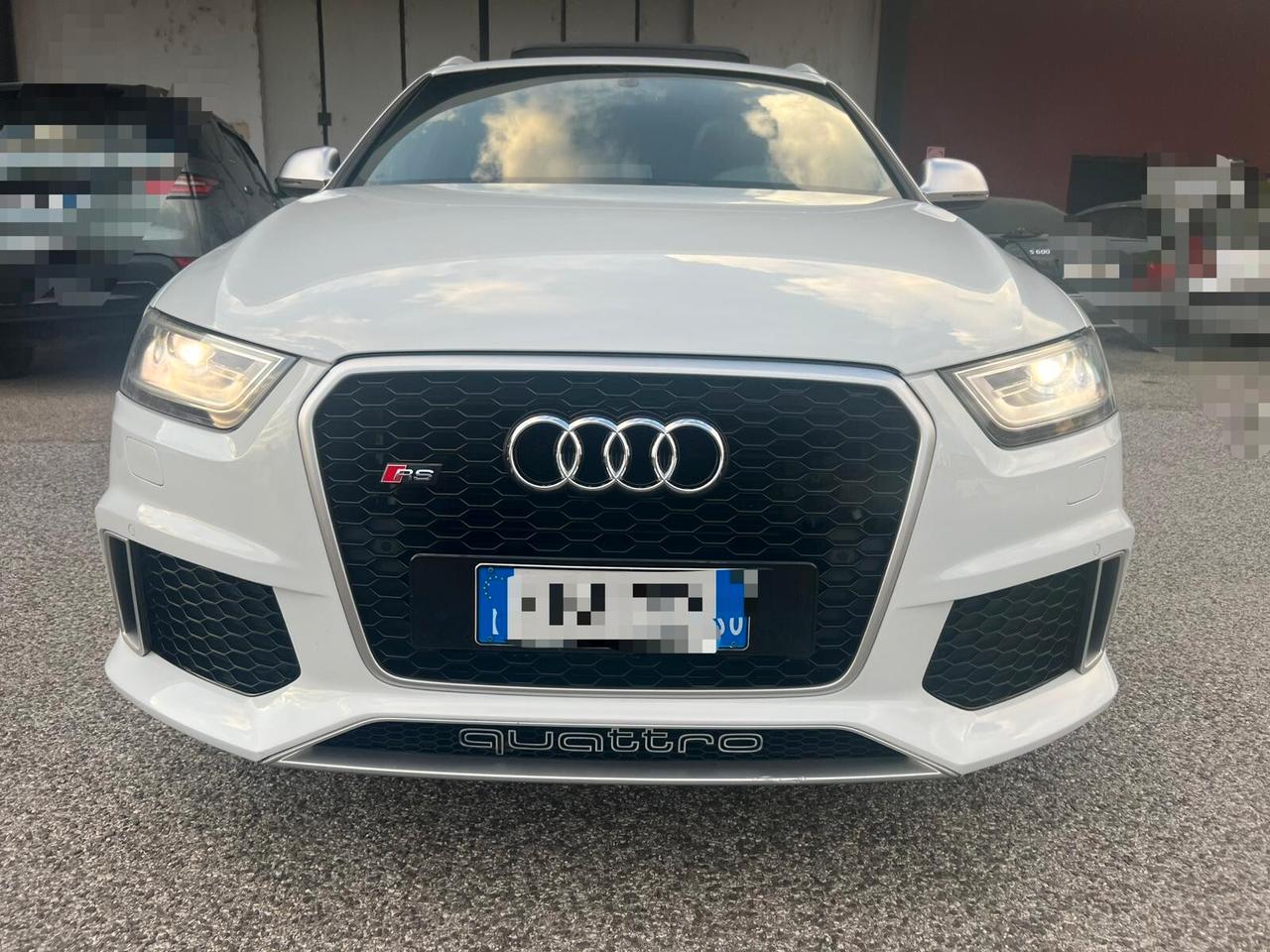 Audi RSQ3 RS 2.5 TFSI quattro S tronic Carbon