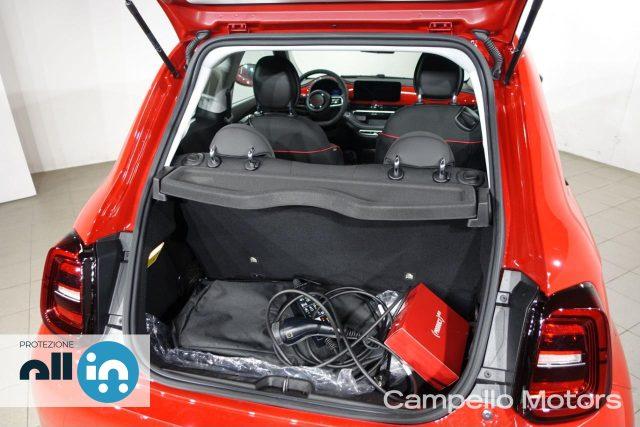 FIAT 500e Nuova 500 Red Berlina