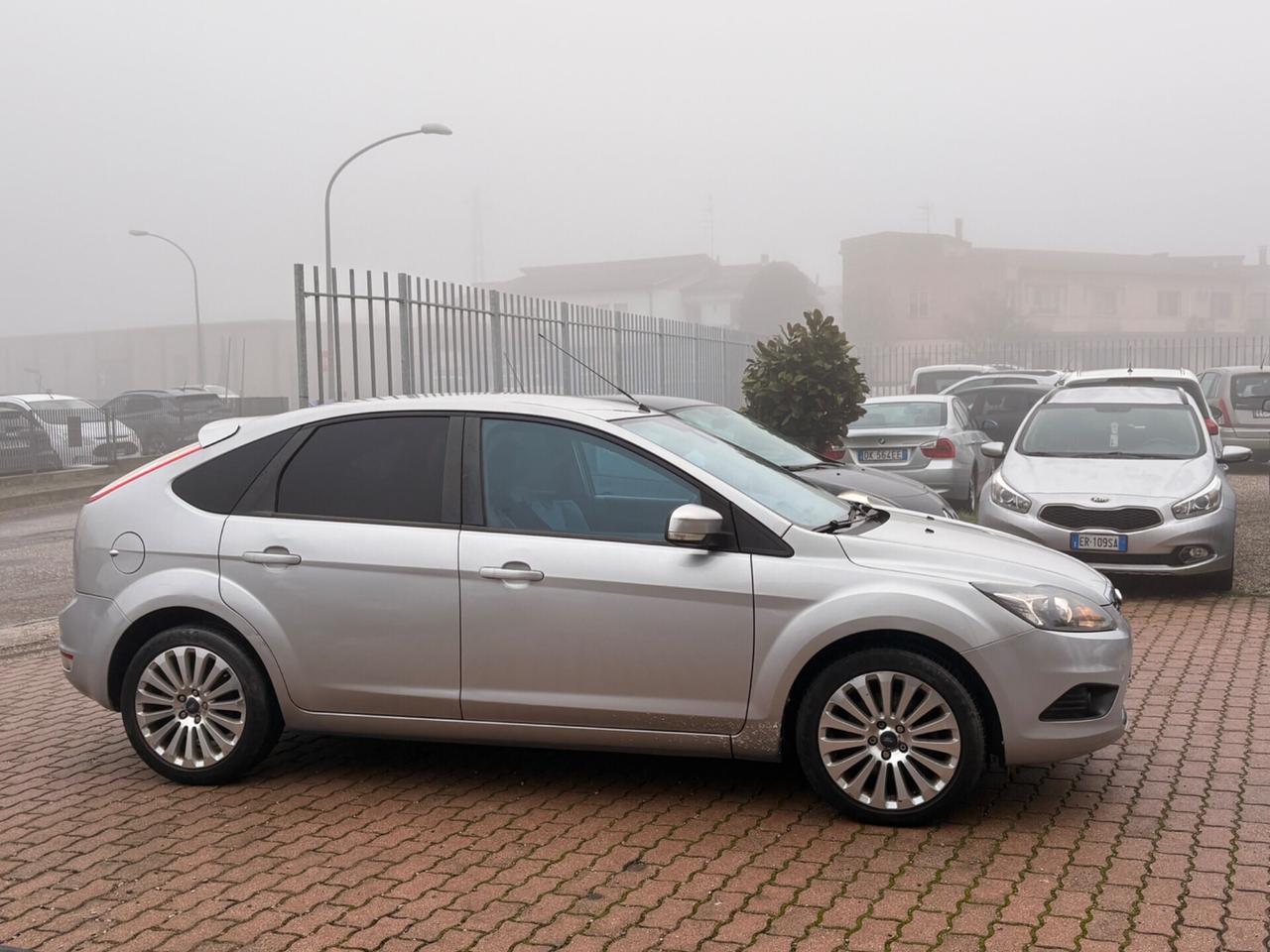 Ford Focus 2.0 (145CV) 5p. Bz.- GPL Tit.