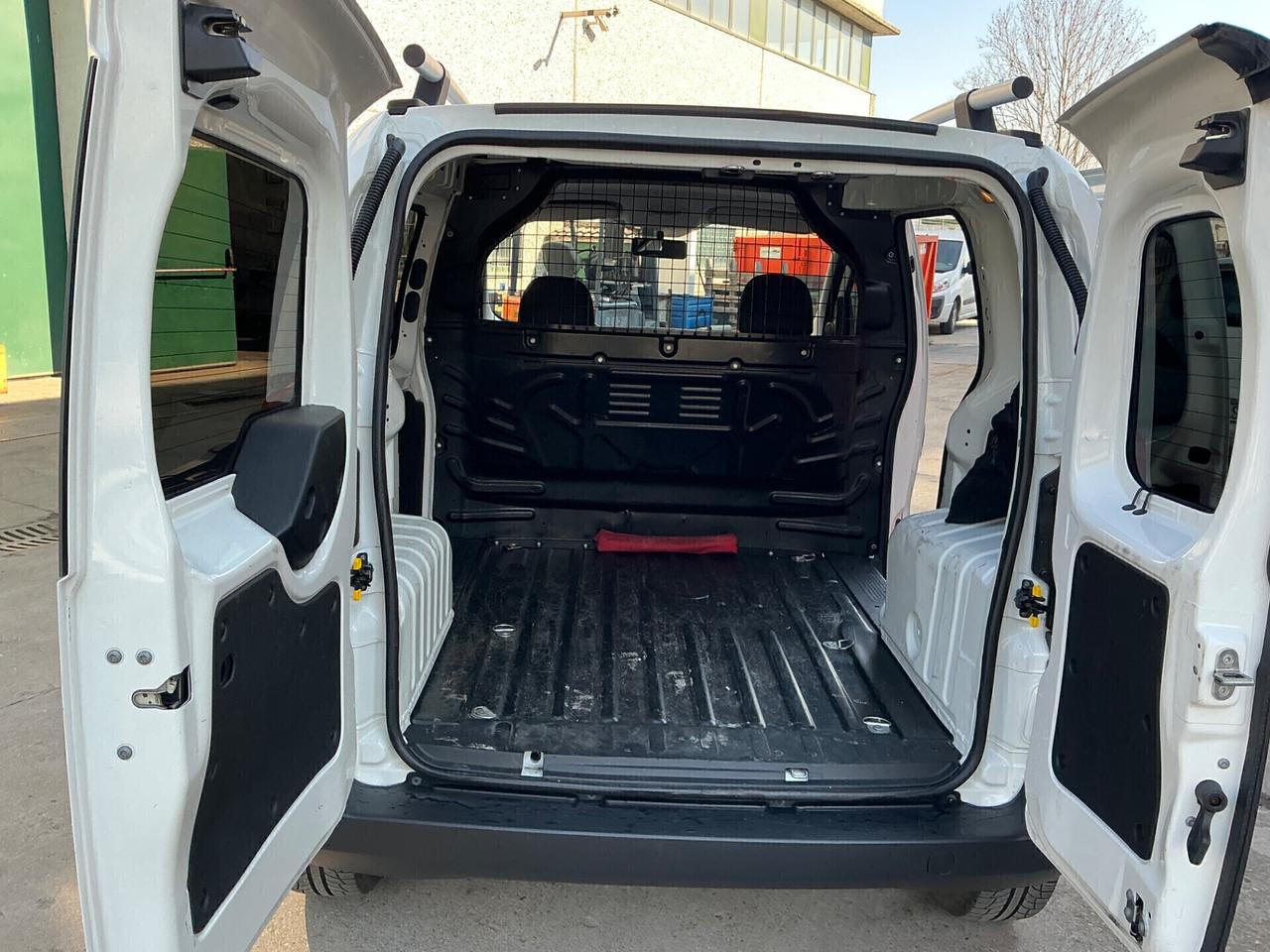 Fiat Fiorino 1.3 MJT 95CV Cargo SX