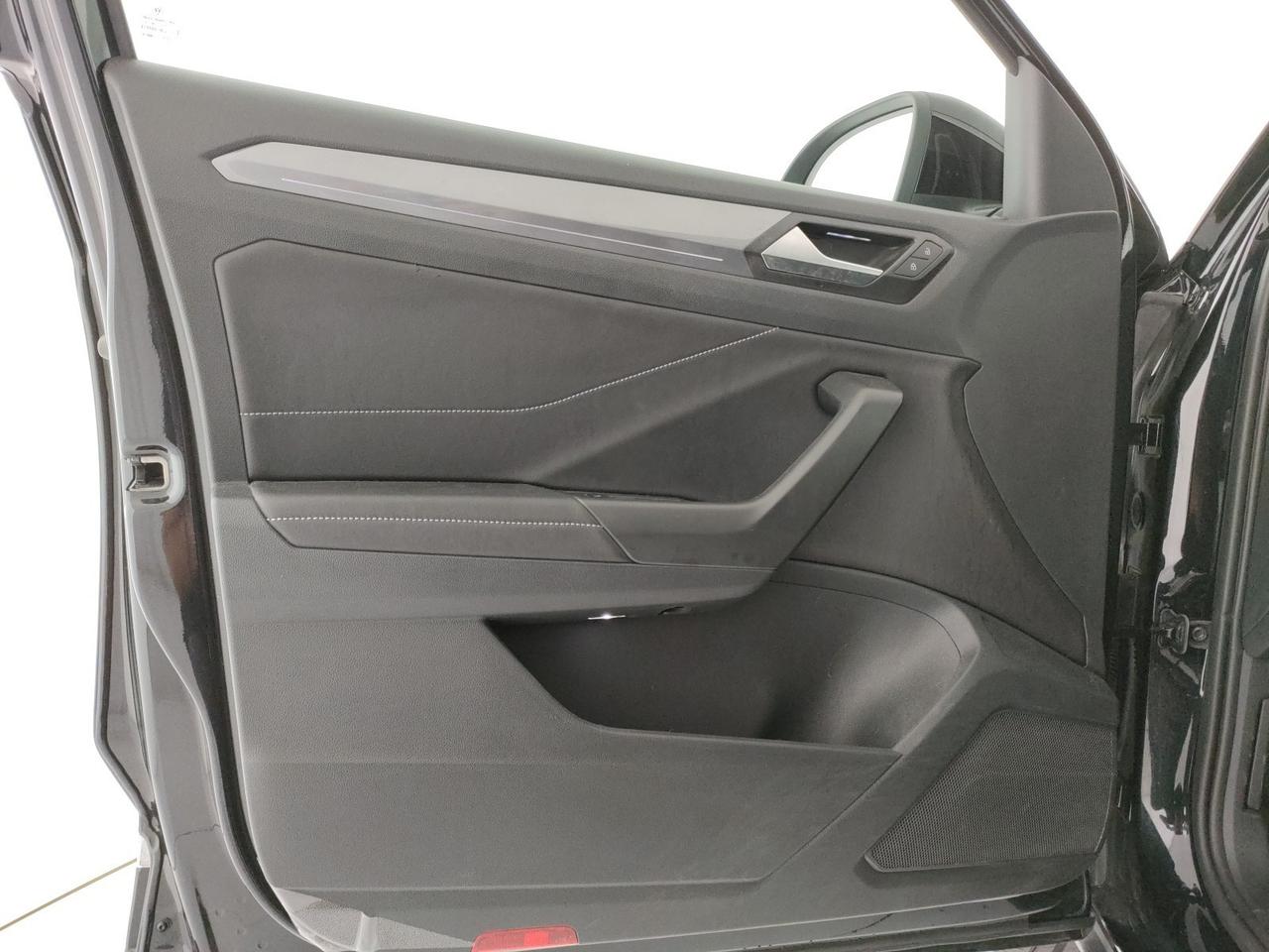 Volkswagen T-Roc 1.0 tsi style 110cv