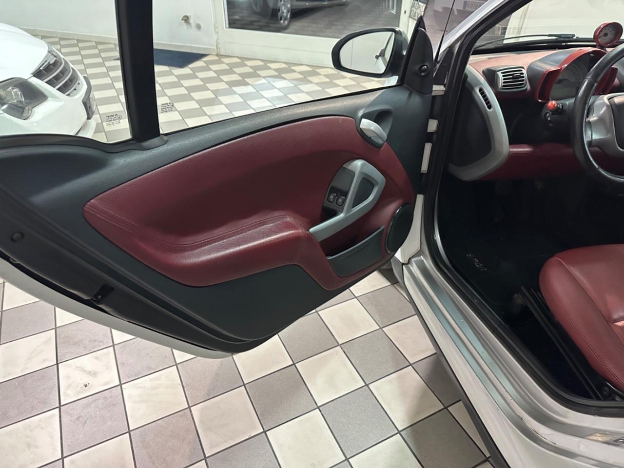 Smart ForTwo 1000 52 kW coupé passion